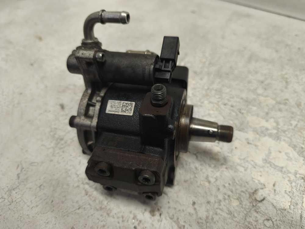 POMPE HAUTE PRESSION VW/AUDI/SEAT/SKODA 1.6TDI - Vue 3